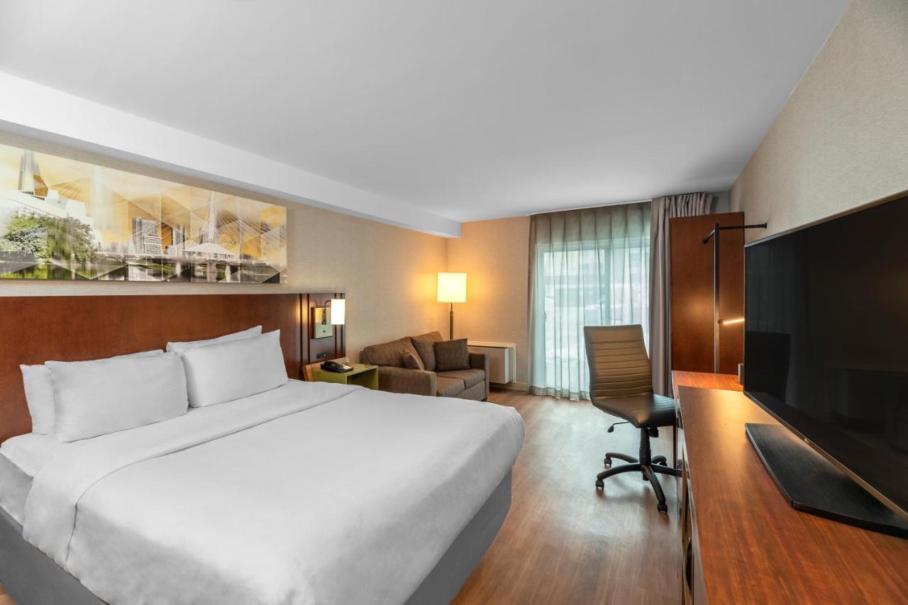 Comfort Inn Hamilton Bagian luar foto