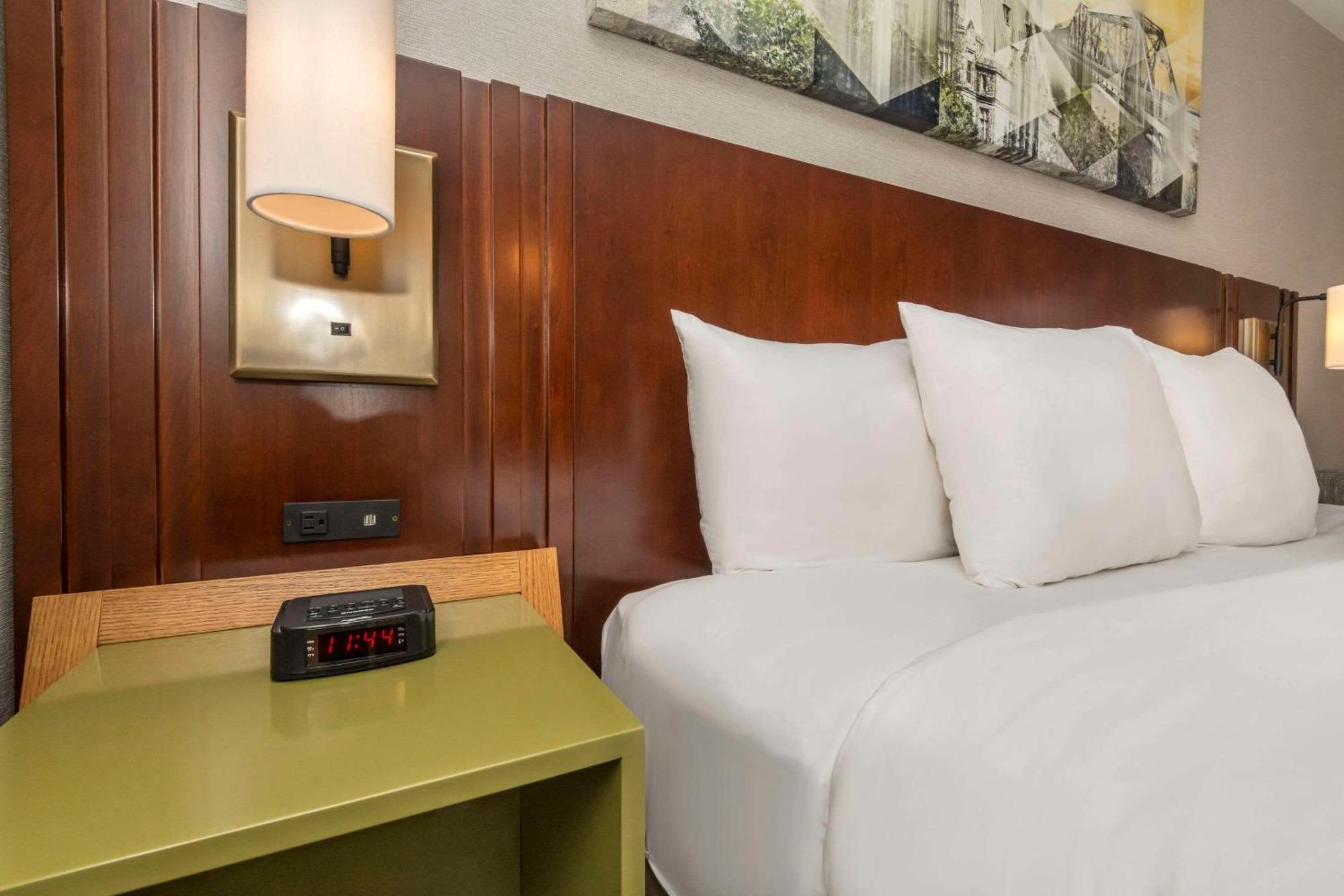 Comfort Inn Hamilton Bagian luar foto