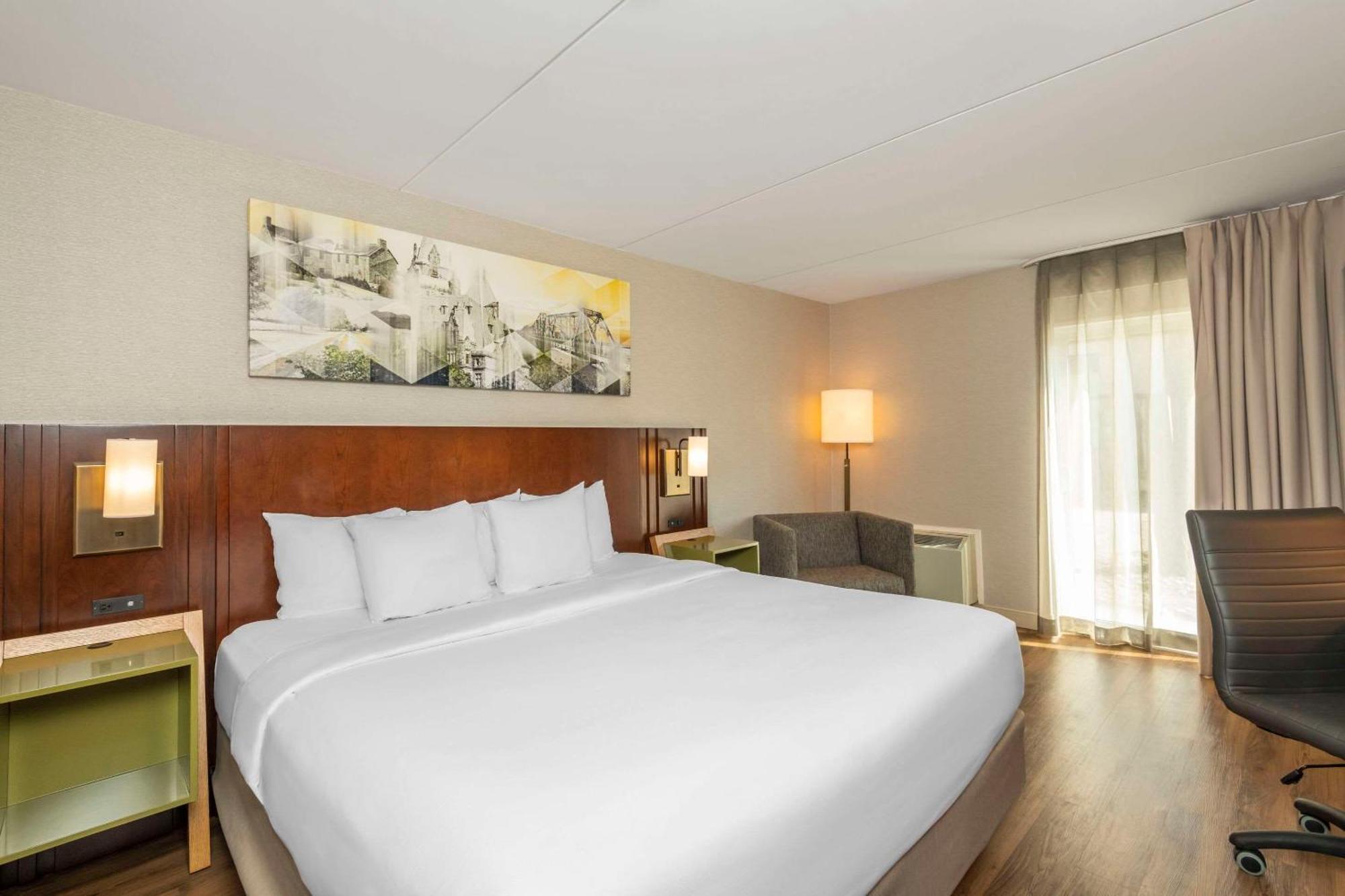 Comfort Inn Hamilton Bagian luar foto
