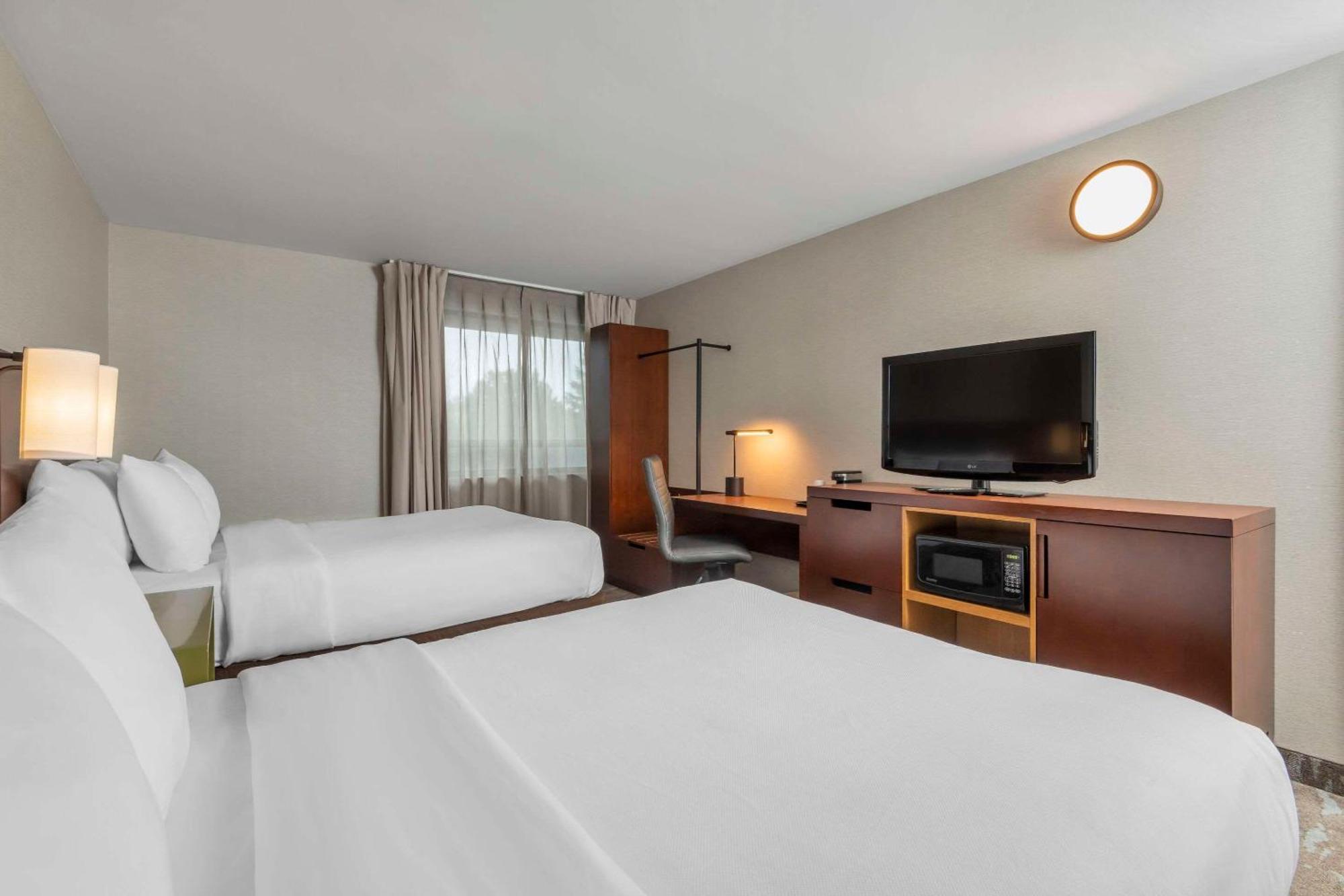 Comfort Inn Hamilton Bagian luar foto